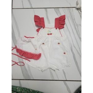 VIntage baby sunsuit with matching hat Strawberry